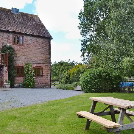The Chaff House - Farm Stay Apartment Set Within 135 Acres Bromyard Exterior photo